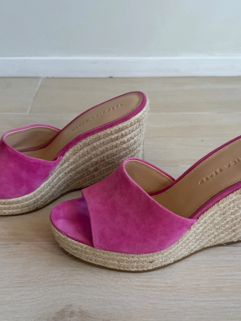 Veronica Beard Dali Espadrille Wedge Sandals in bright pink/fuchsia suede, size